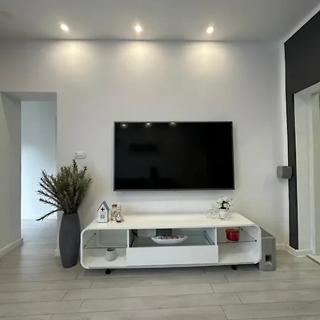 Apartamento Leo Zadar